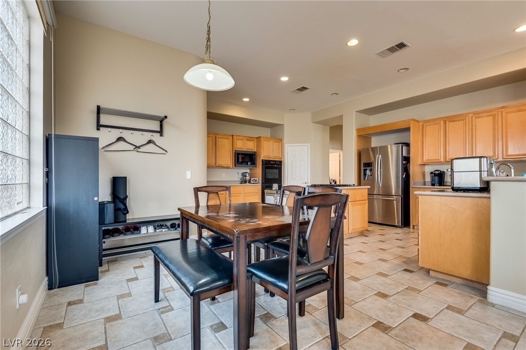709 Sir James Bridge Way - Photo 12
