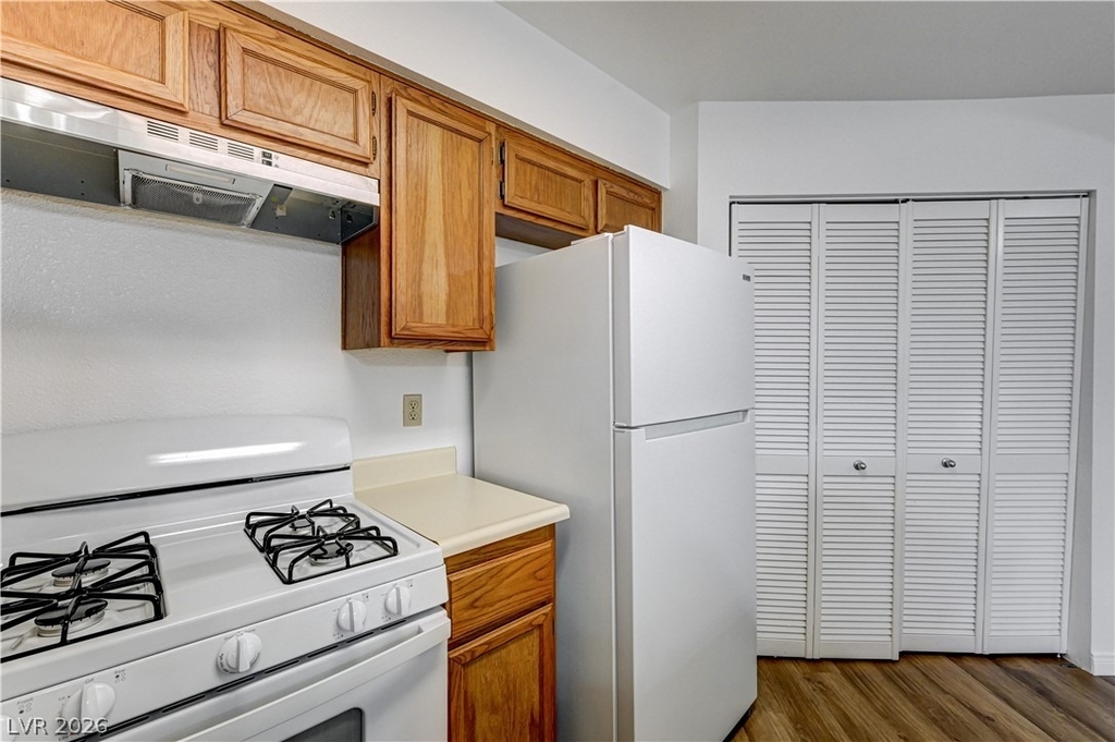 6537 Old Oxford Avenue - Photo 24
