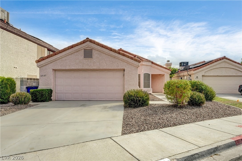 6537 Old Oxford Avenue - Photo 1
