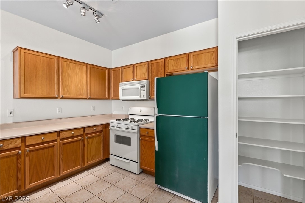 901 Duckhorn Court - Photo 8