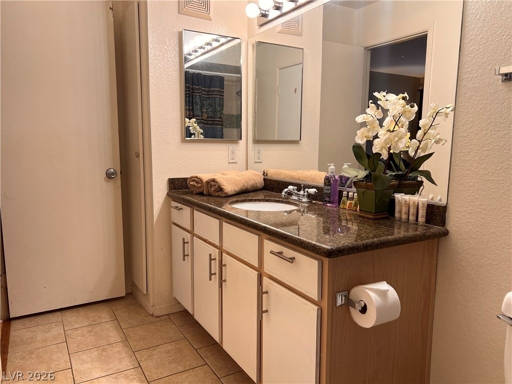 2300 E Silverado Ranch Boulevard - Photo 16