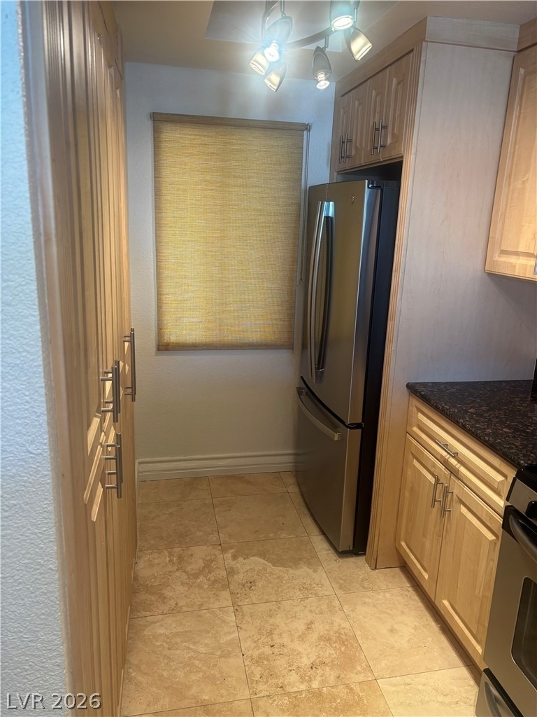 210 E Flamingo Road - Photo 6