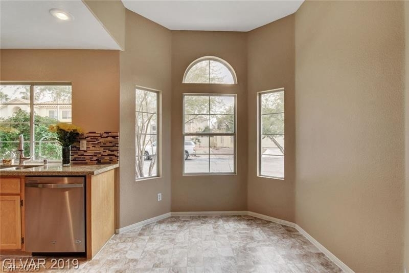 2647 Ridgewater Circle - Photo 4