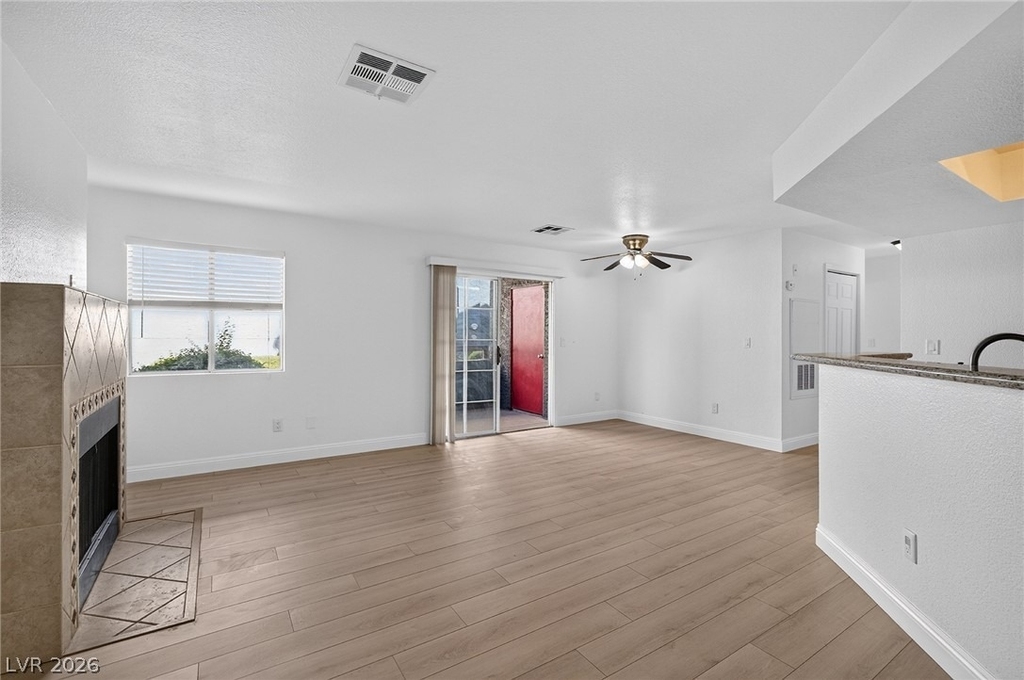 8600 W Charleston Boulevard - Photo 17