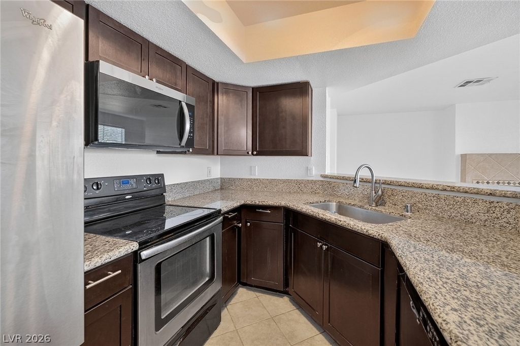 8600 W Charleston Boulevard - Photo 4
