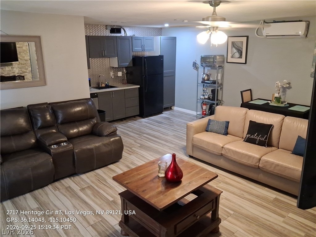 2717 Heritage Circle - Photo 2
