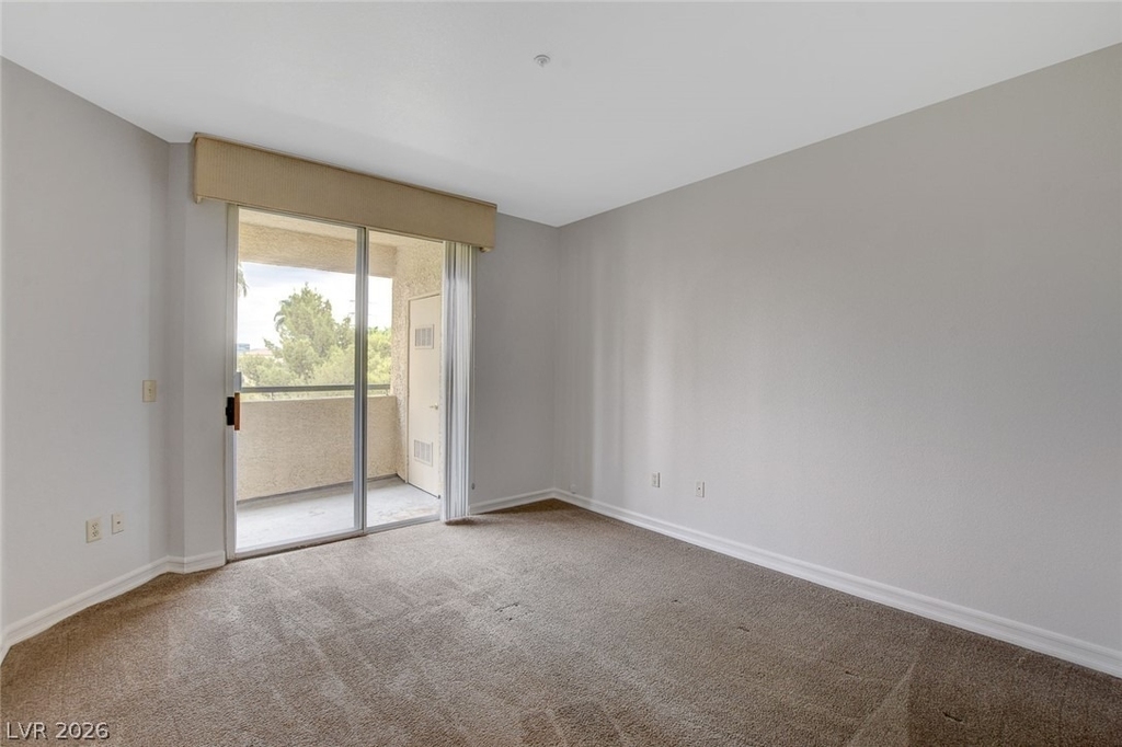 230 E Flamingo Road - Photo 19