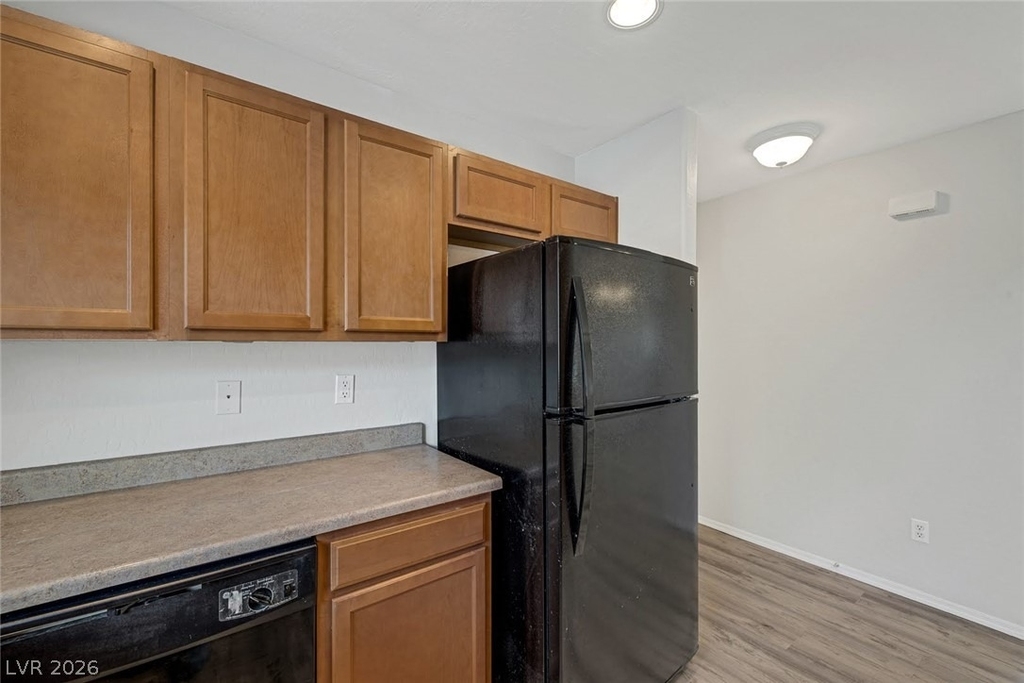 5244 Tipper Avenue - Photo 15