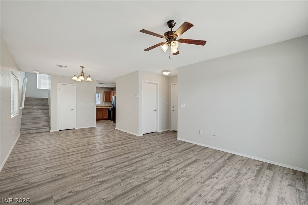 5244 Tipper Avenue - Photo 6
