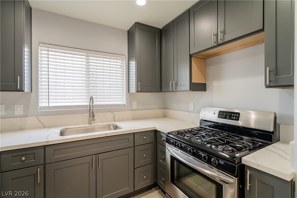4052 Emerald Wood Street - Photo 10