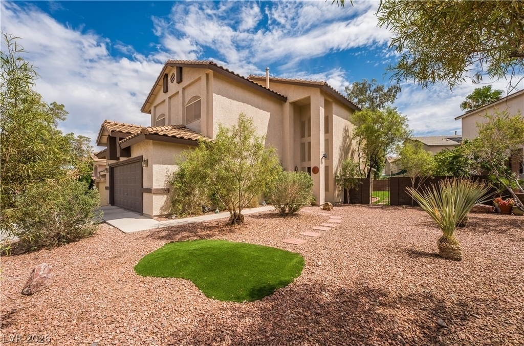 2462 Silver Blossom Lane - Photo 4