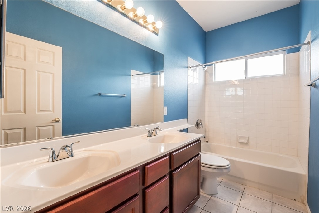 2462 Silver Blossom Lane - Photo 25