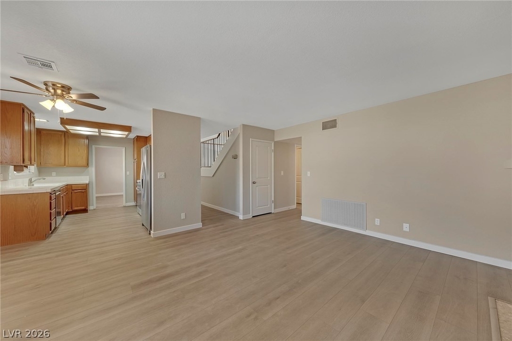 3158 Laurel Avenue - Photo 7