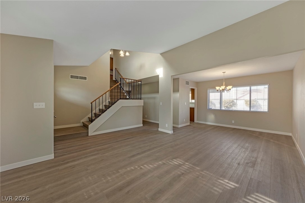 3158 Laurel Avenue - Photo 4