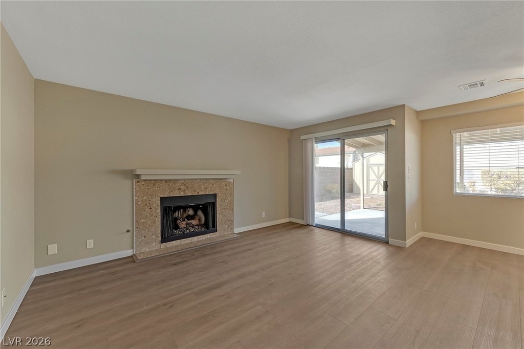 3158 Laurel Avenue - Photo 6