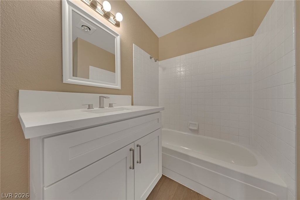 3158 Laurel Avenue - Photo 16