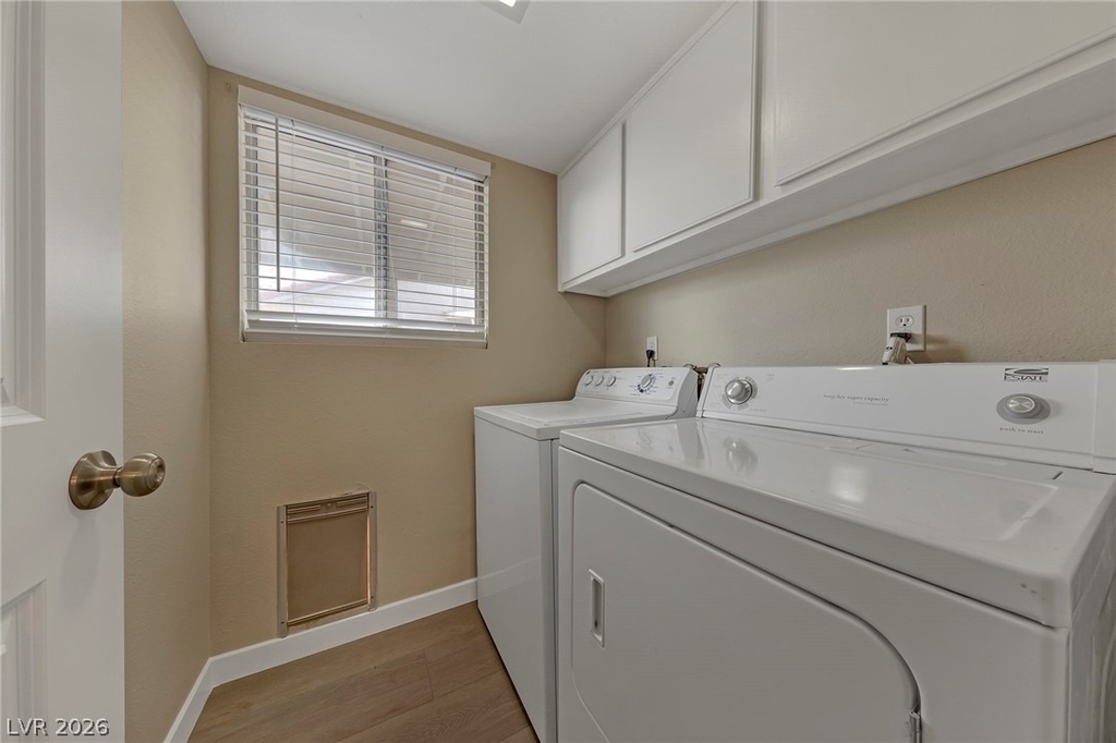 3158 Laurel Avenue - Photo 12