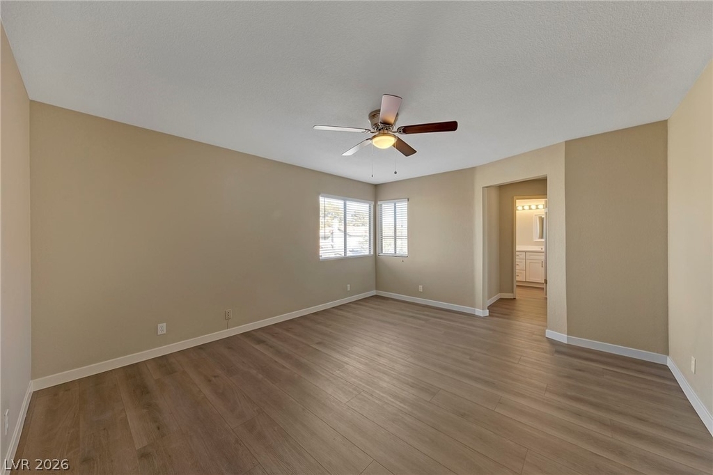 3158 Laurel Avenue - Photo 19