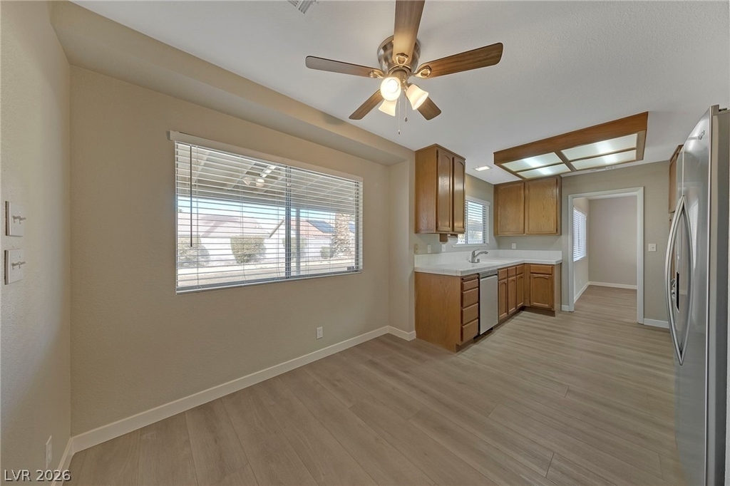 3158 Laurel Avenue - Photo 8