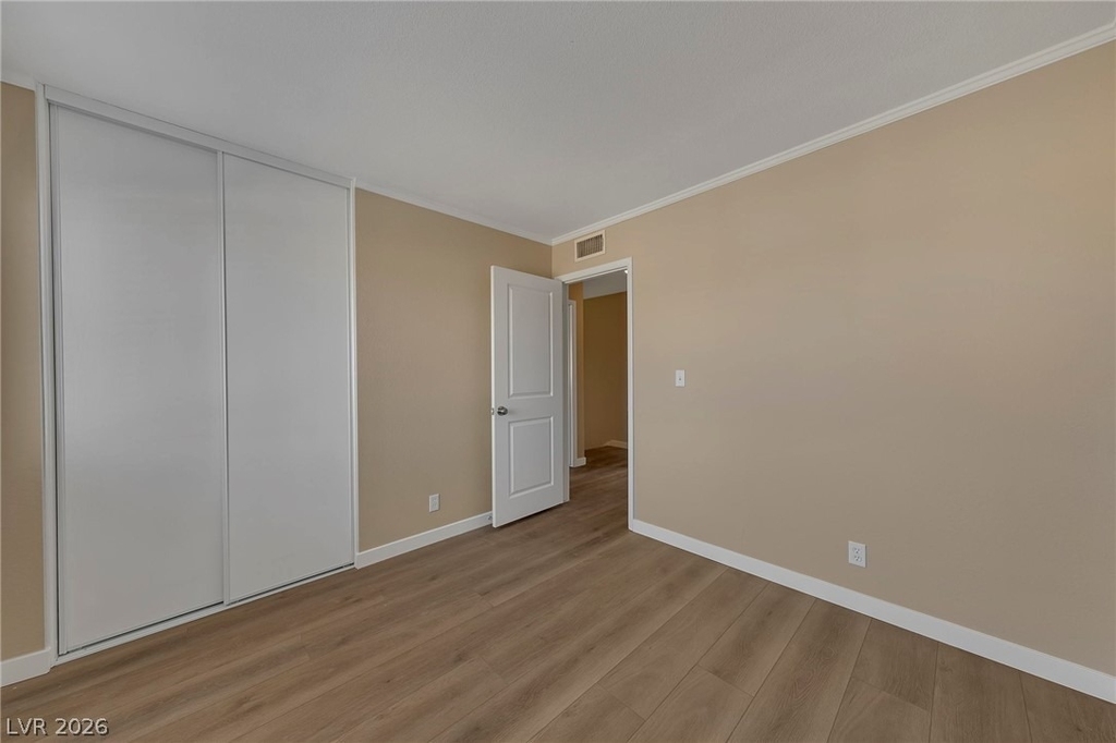 3158 Laurel Avenue - Photo 22