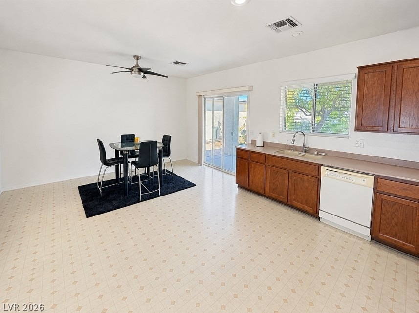 1935 Valley Center Drive - Photo 5