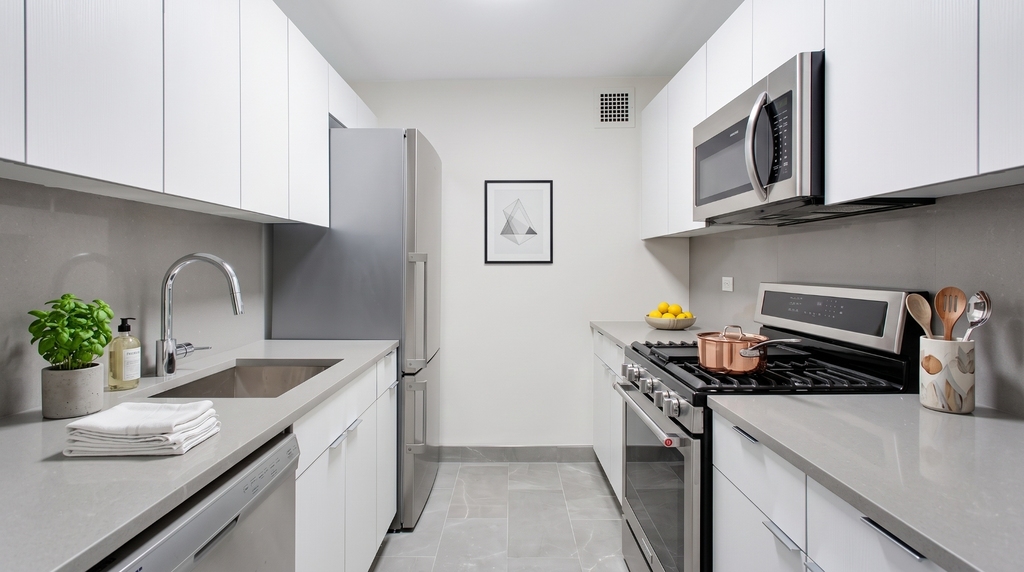 1309 5th Avenue - Photo 2