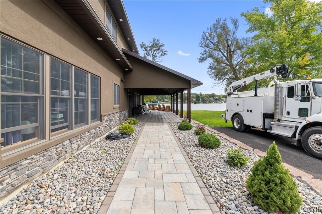 2610 Abend Point - Photo 4