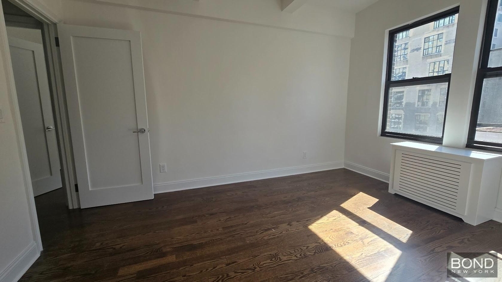 West 68th Street - Photo 11