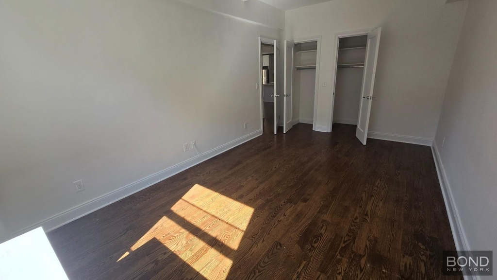 West 68th Street - Photo 7