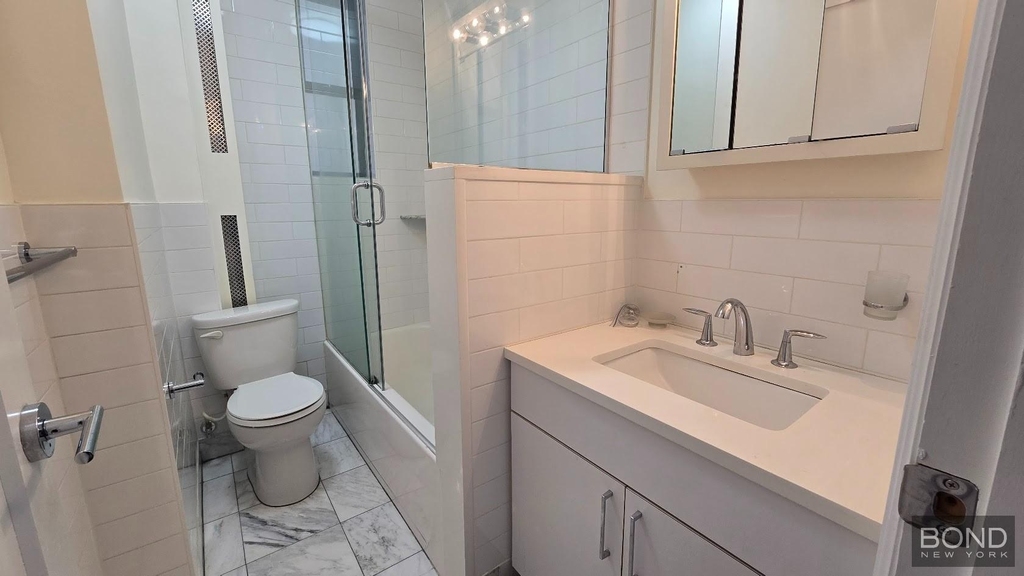 West 68th Street - Photo 12