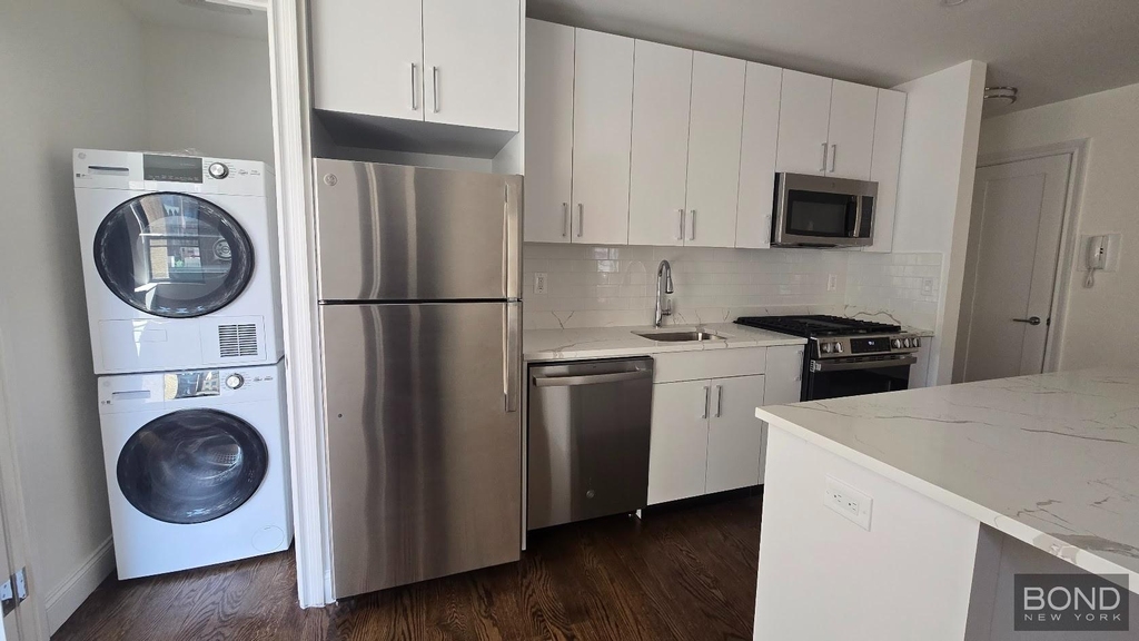 West 68th Street - Photo 3