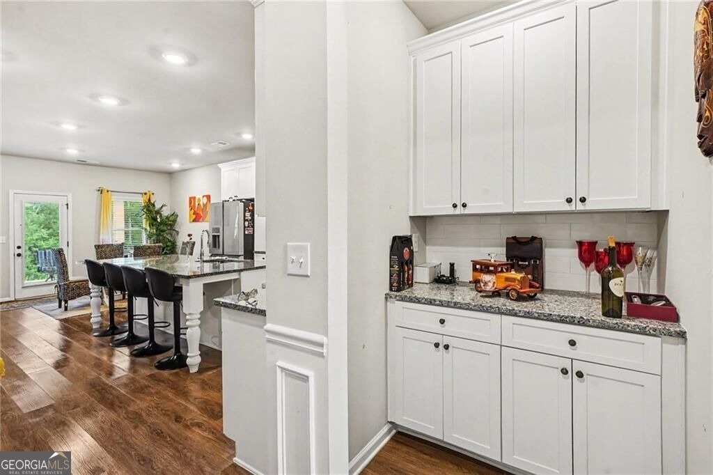 521 Redchurch Drive - Photo 6