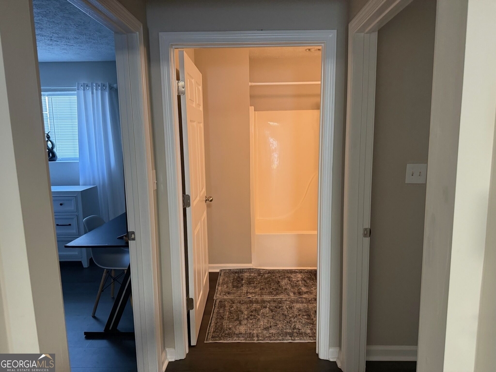 214 Oak Circle N - Photo 11