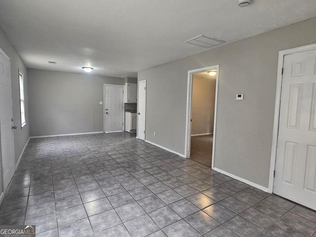 2810 Jadan Place - Photo 4
