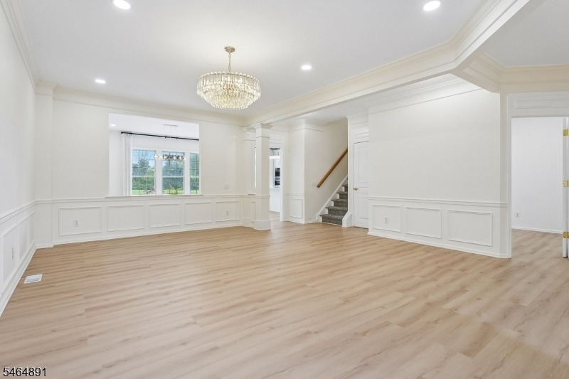 60 Maidenhead Rd - Photo 2