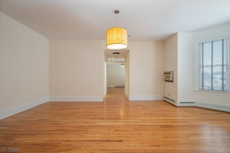 46 Franklin Pl - Photo 4