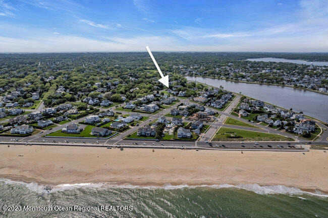 42 Pitney Avenue - Photo 1
