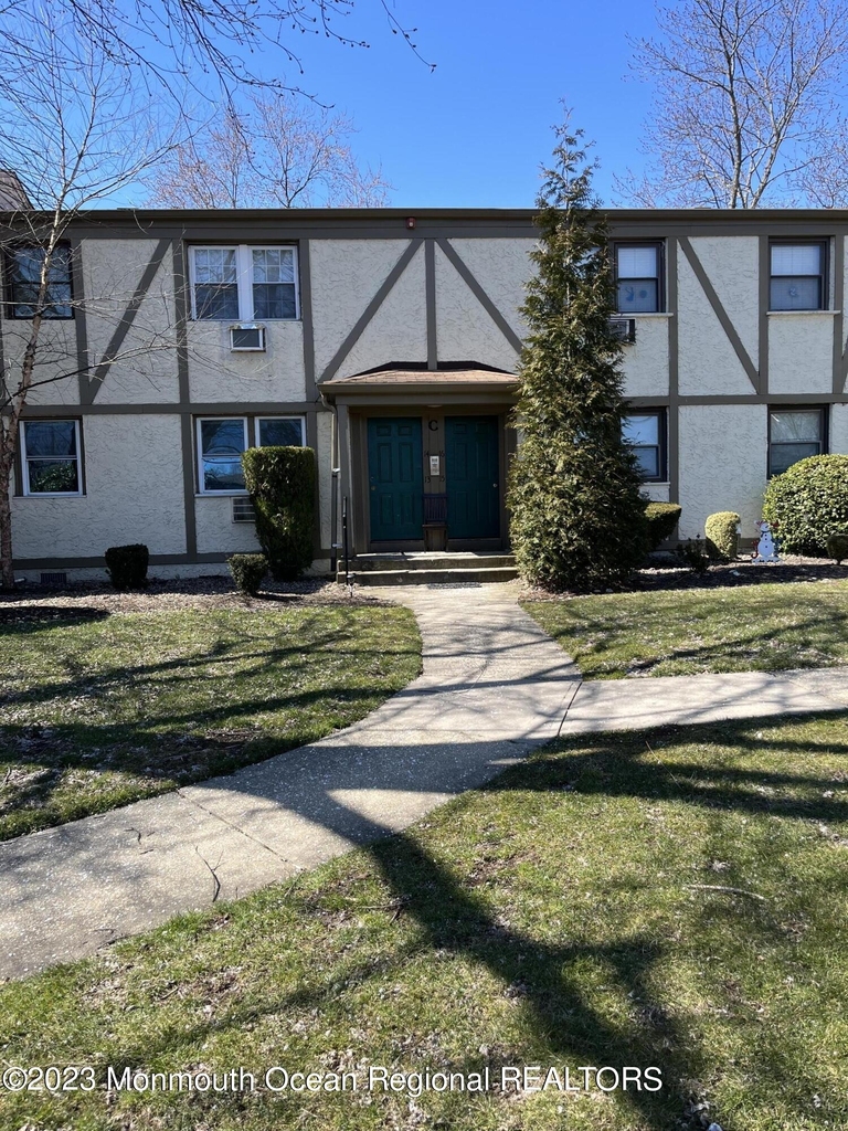 440 Cross Road - Photo 0