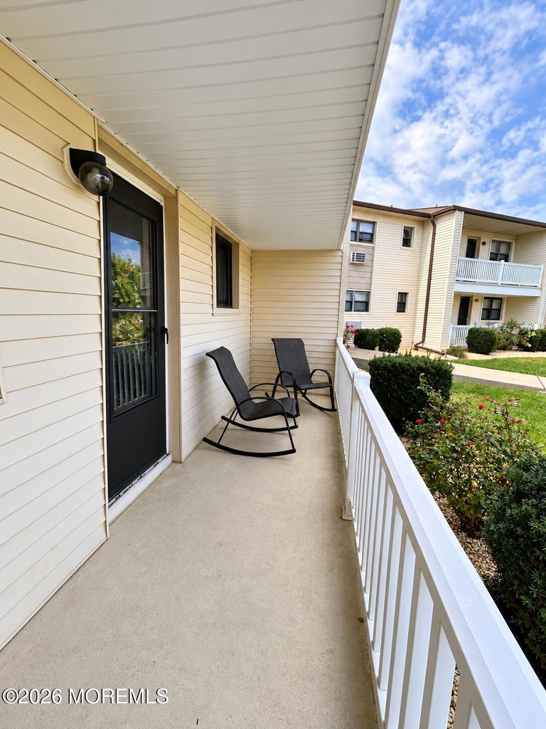 21 Wharfside Drive - Photo 6