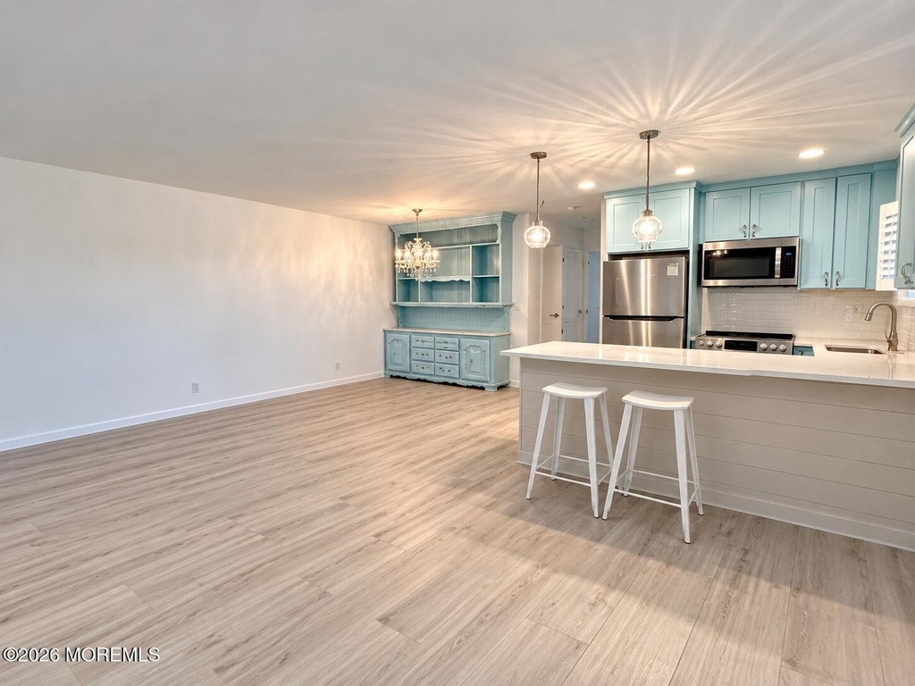 21 Wharfside Drive - Photo 0