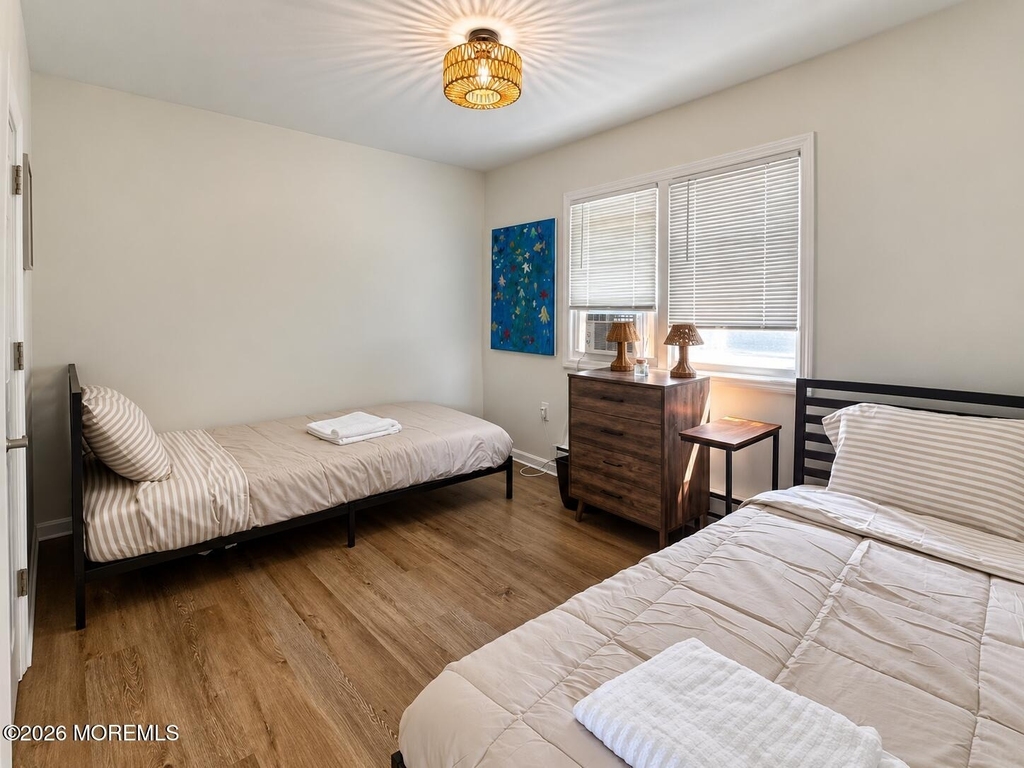 235 Sumner Avenue - Photo 2