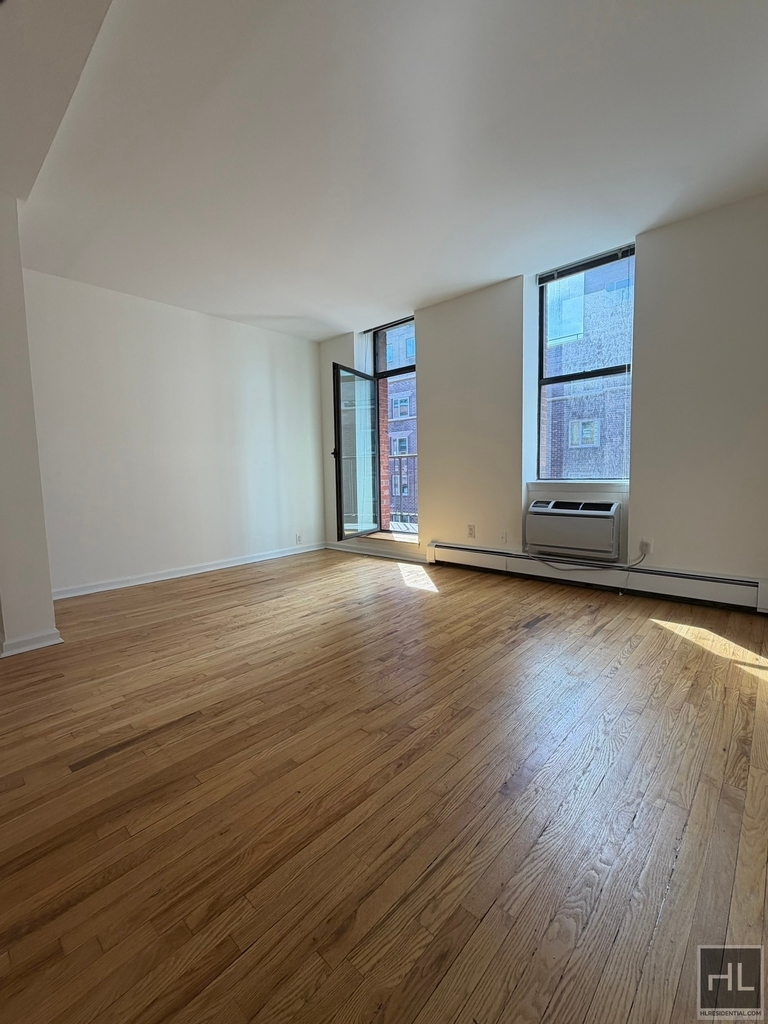 East 12th Street - Photo 1