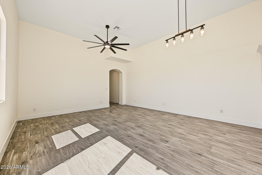 212 2nd Avenue E - Photo 5