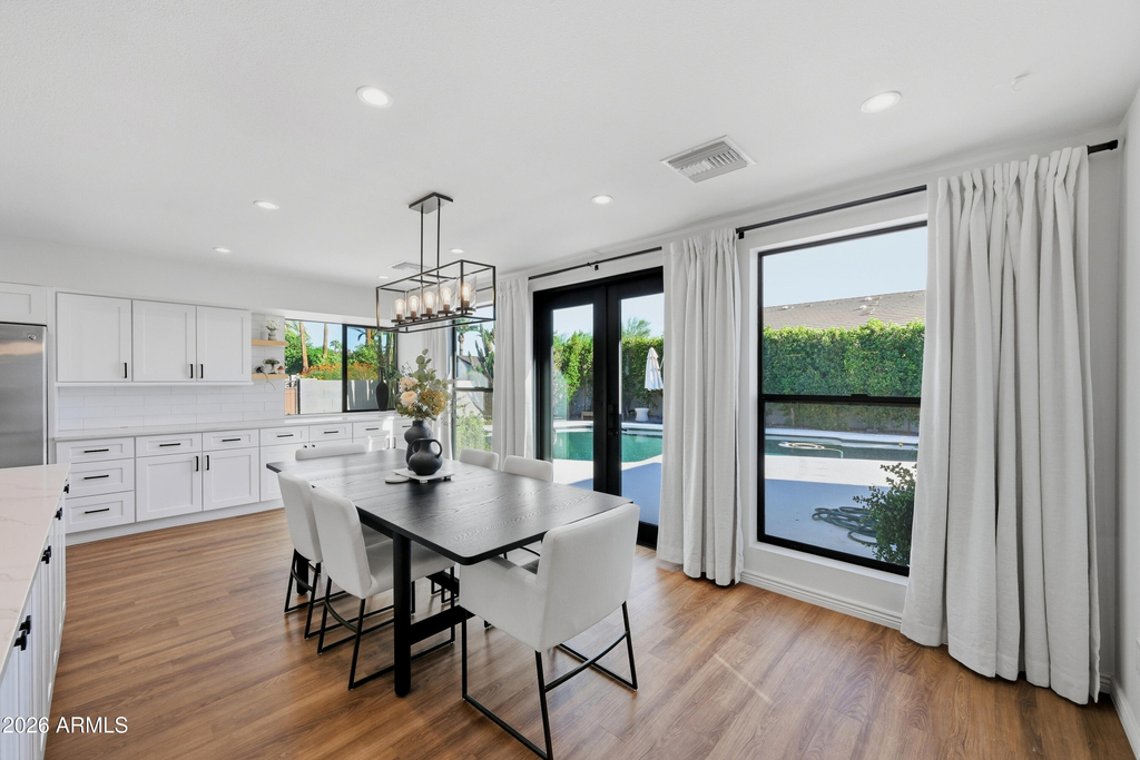 8417 E Via De Sereno -- - Photo 12
