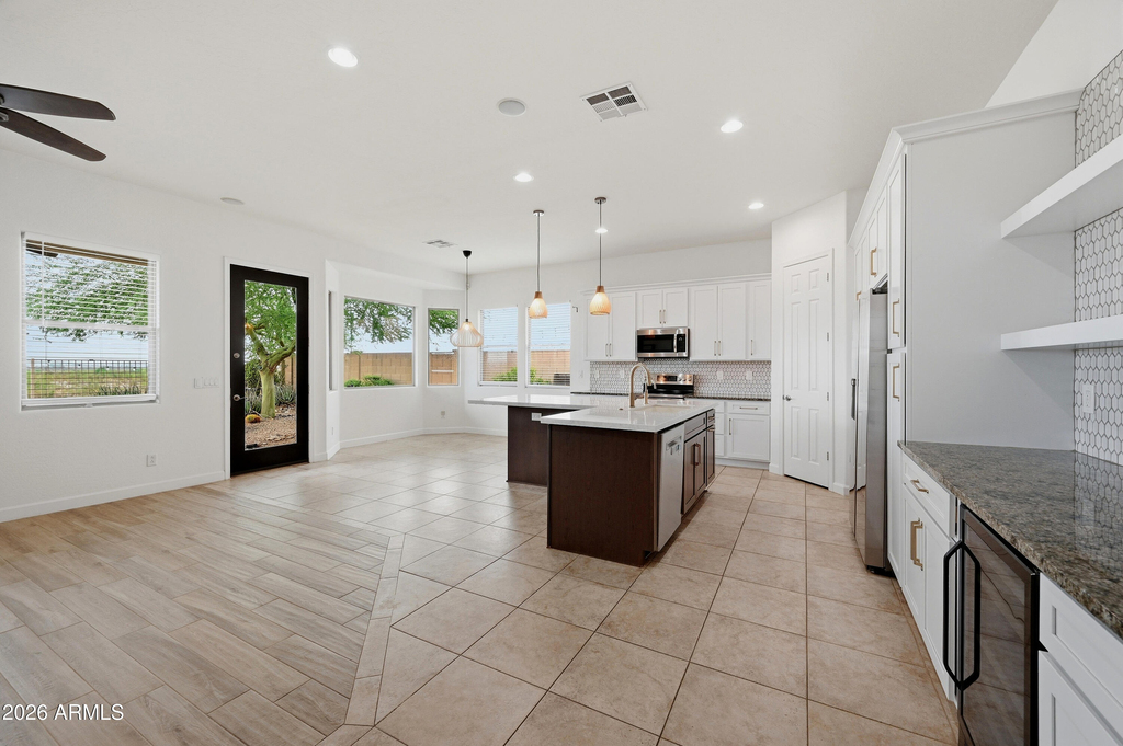 18110 W Paseo Way - Photo 5
