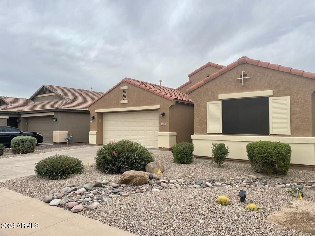 22526 N Reinbold Drive - Photo 2