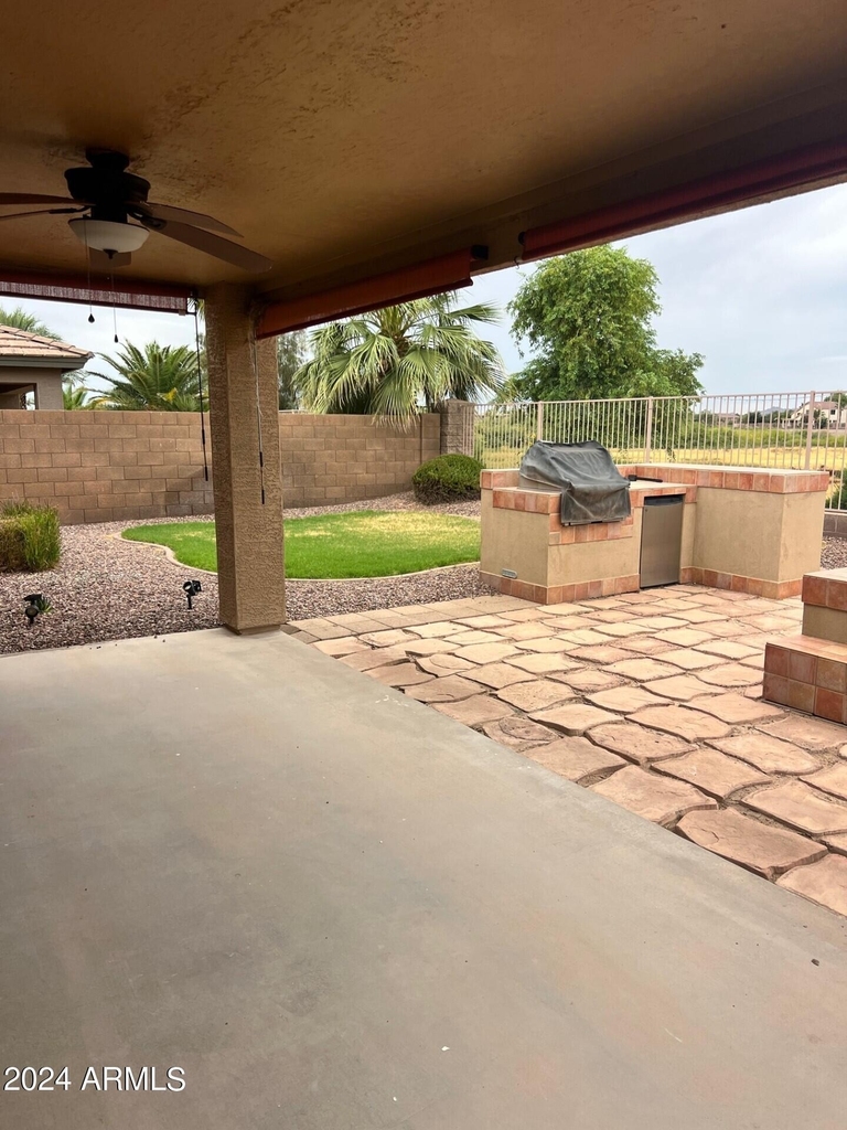 22526 N Reinbold Drive - Photo 18