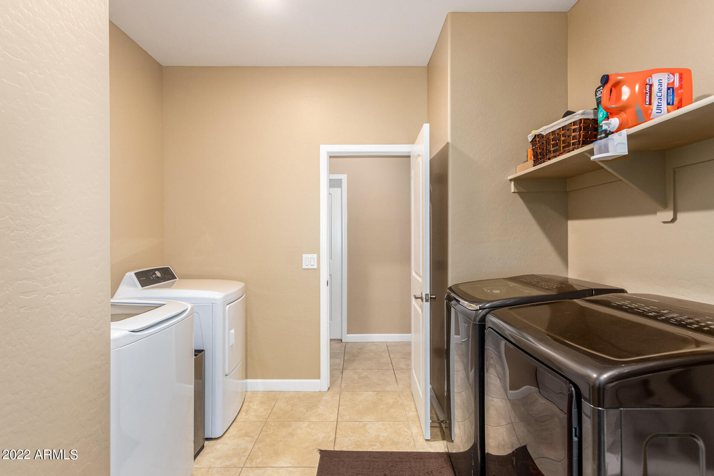 9244 W Denton Lane - Photo 15