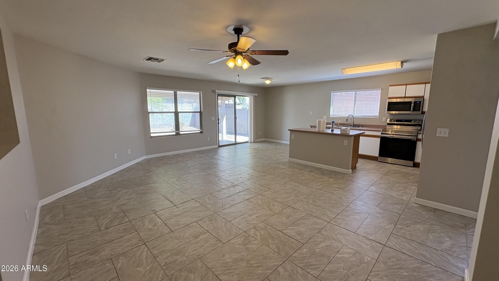 15774 W Watson Lane - Photo 9