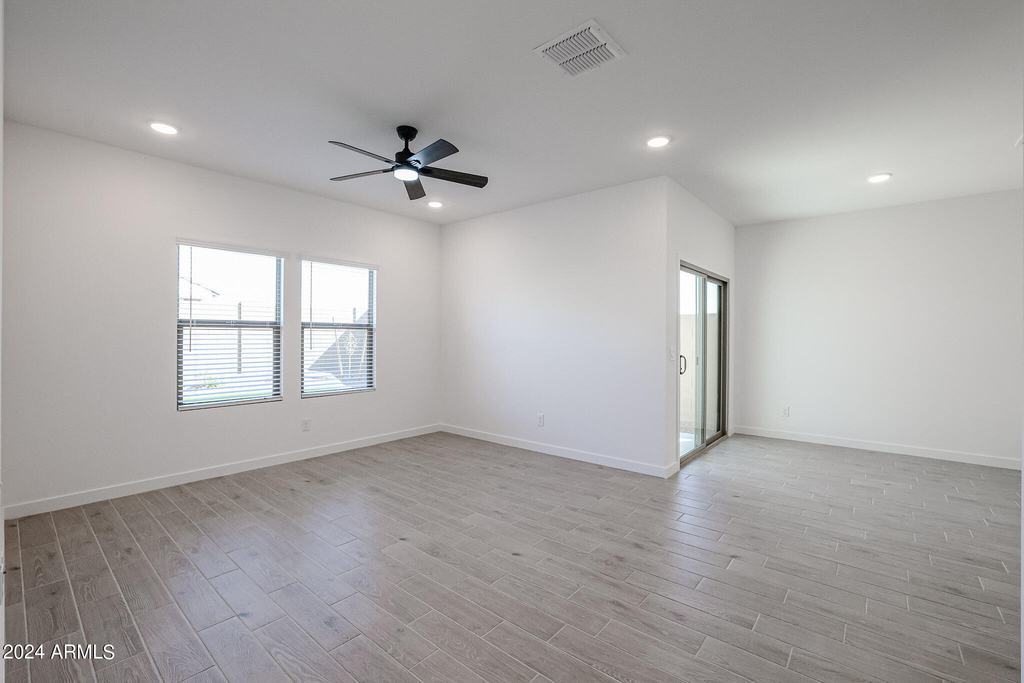 7908 W Frier Drive - Photo 14